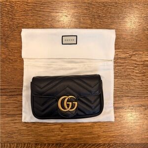 Gucci Mini Marmont Mint Condition with dust bag